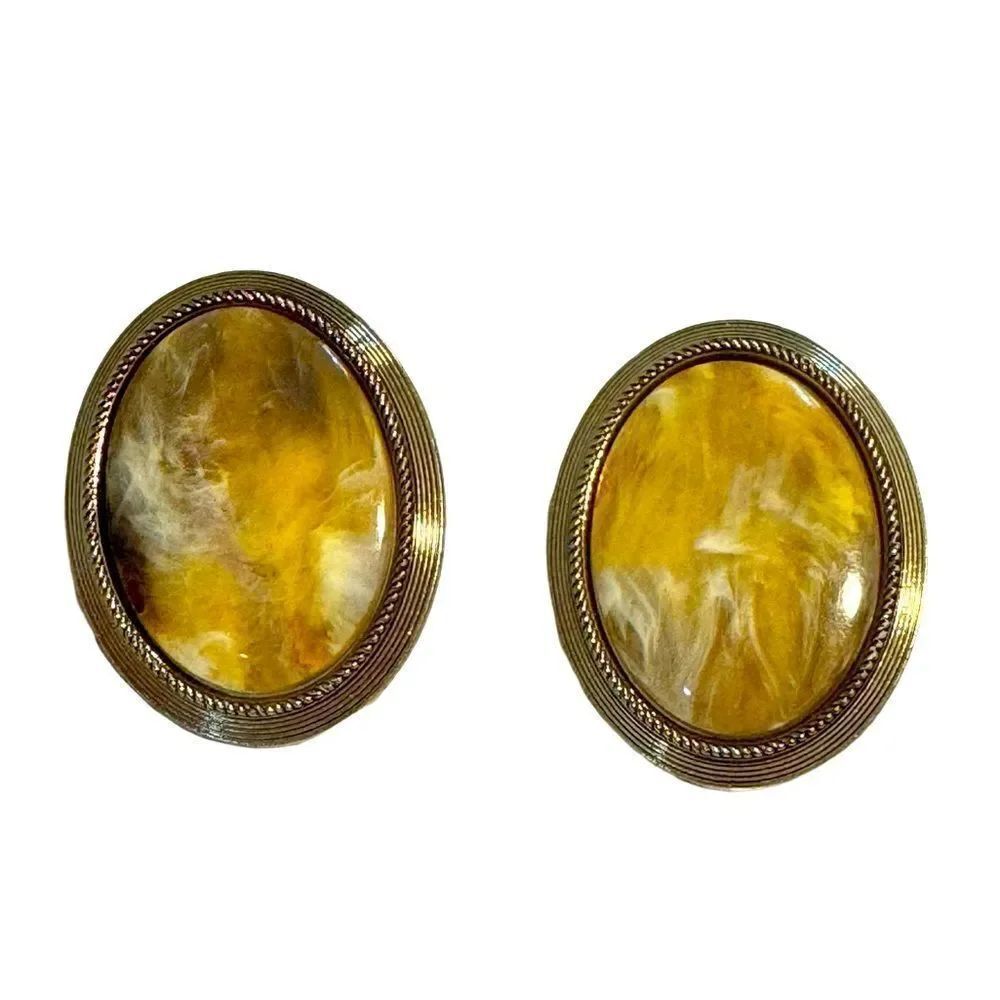 Vintage Clip on Earrings Stamped W.Germany *Golden Swirls*